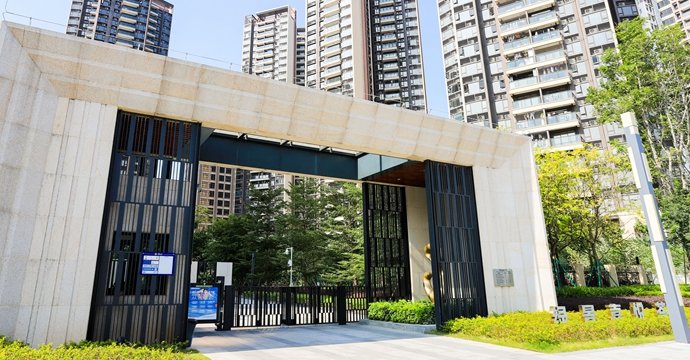 LVGEM Joy Hui